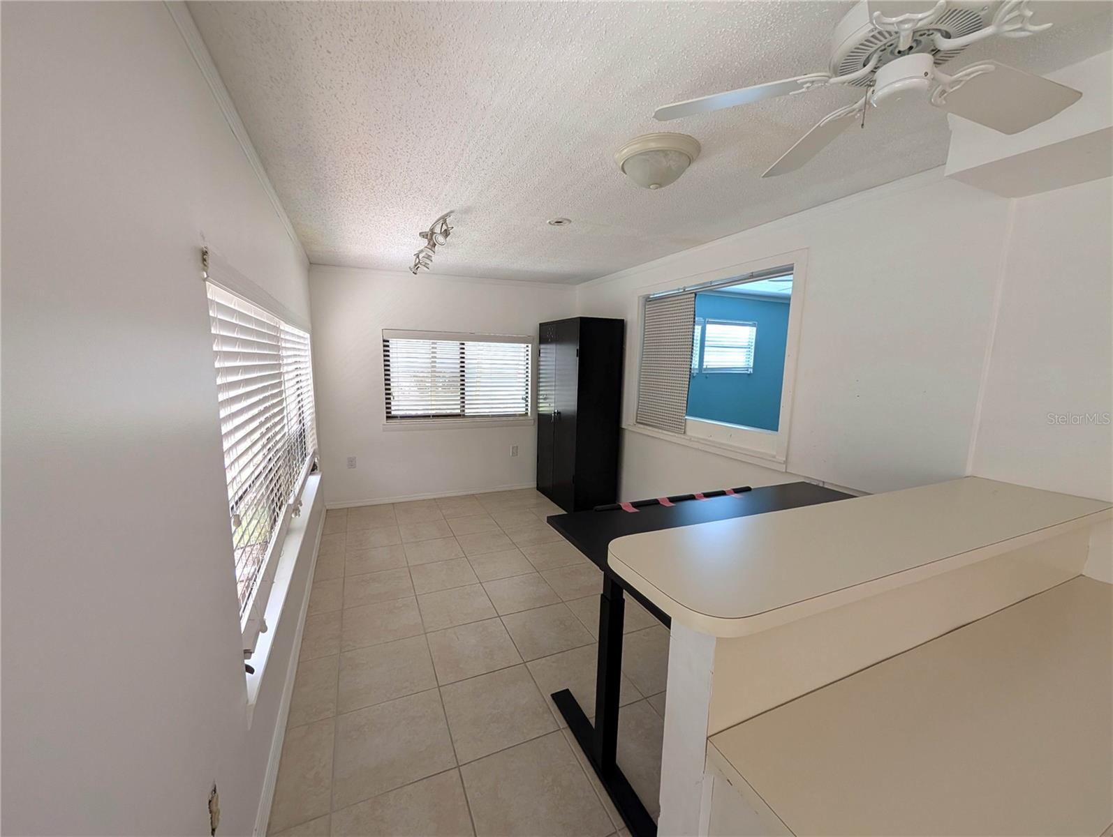 Image 12 of 21 For 25 Savona Avenue