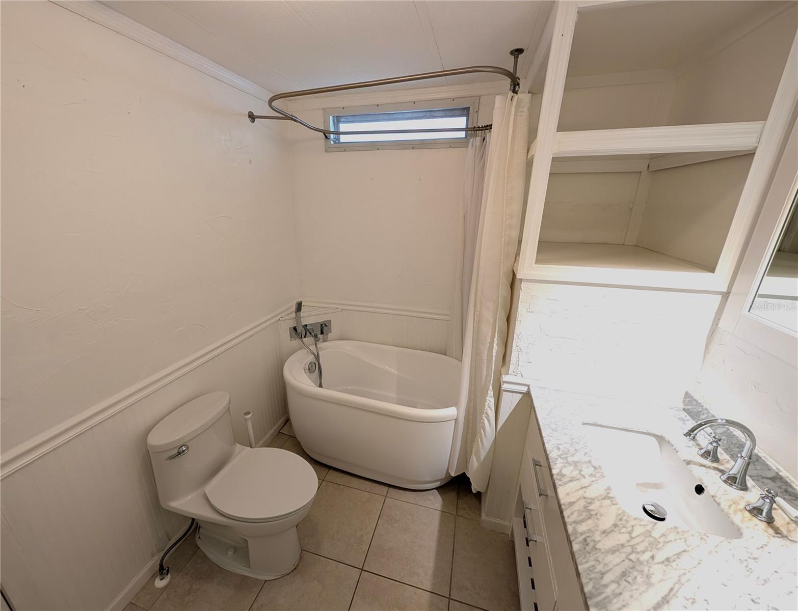 Image 18 of 21 For 25 Savona Avenue