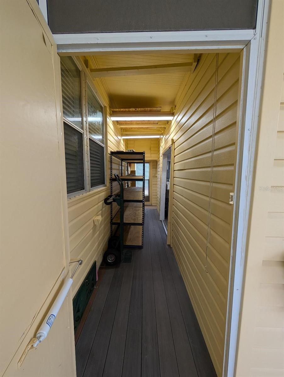 Image 20 of 21 For 25 Savona Avenue