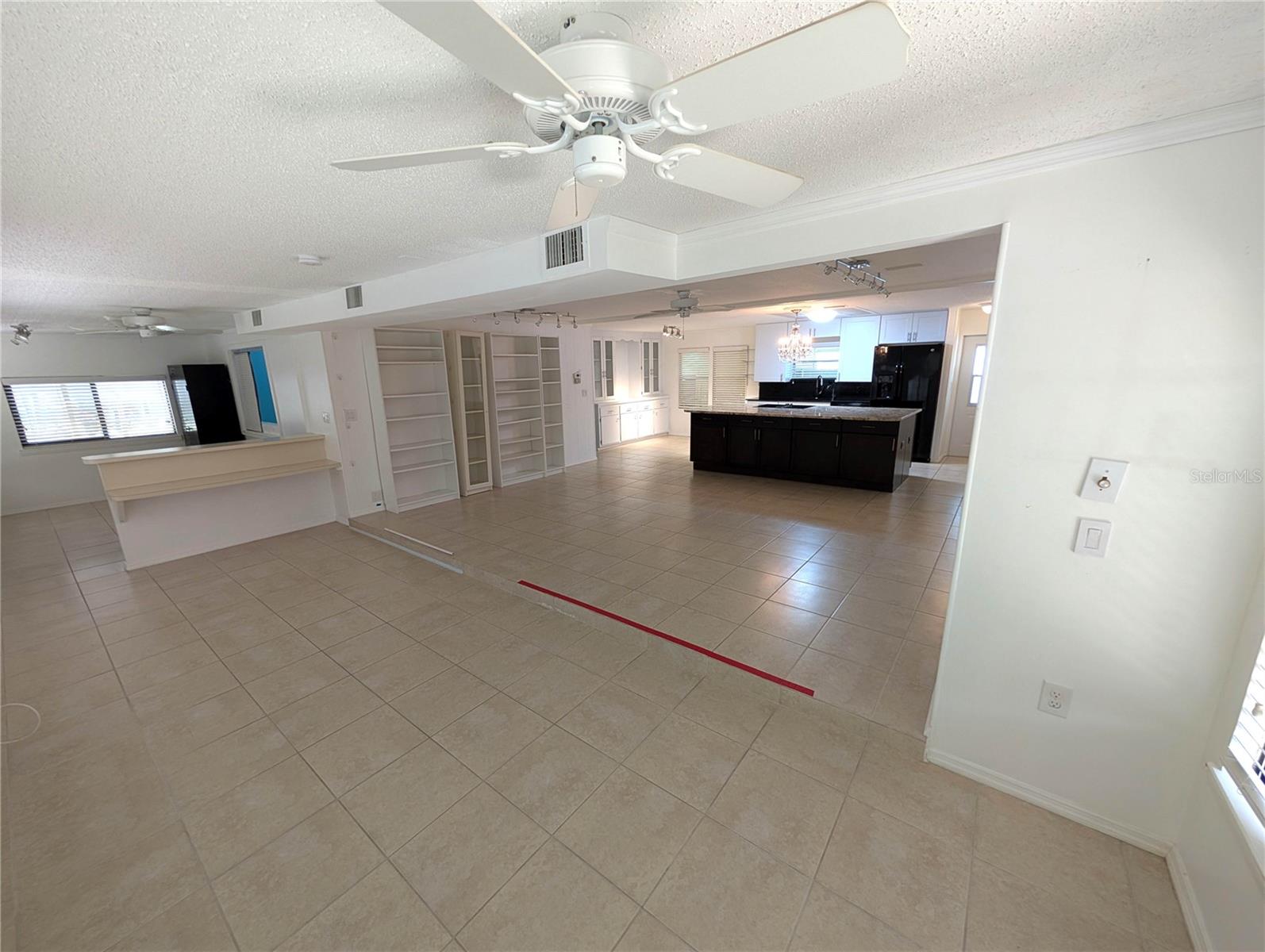 Image 9 of 21 For 25 Savona Avenue