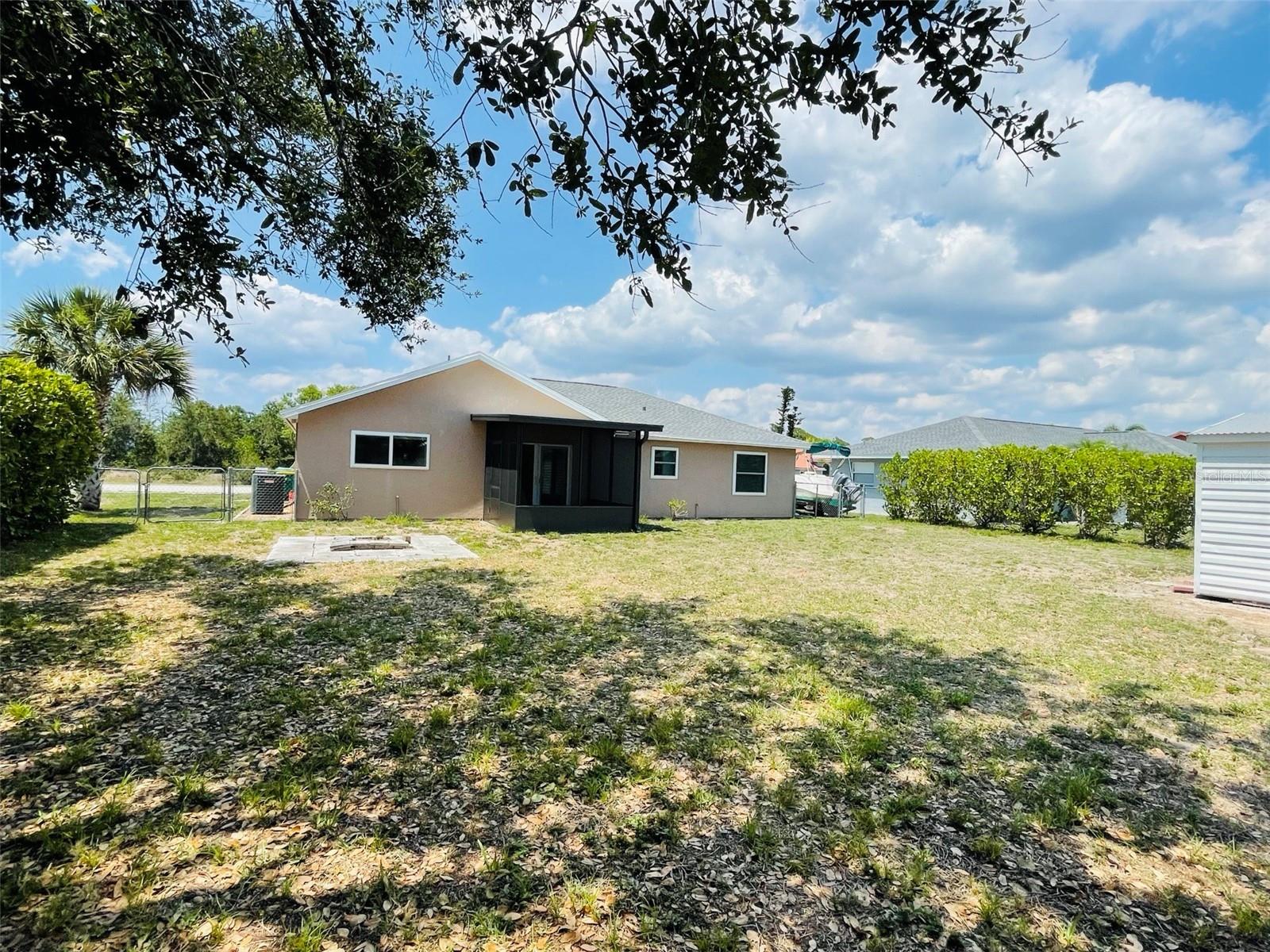 Image 13 of 22 For 13367 Darnell Avenue