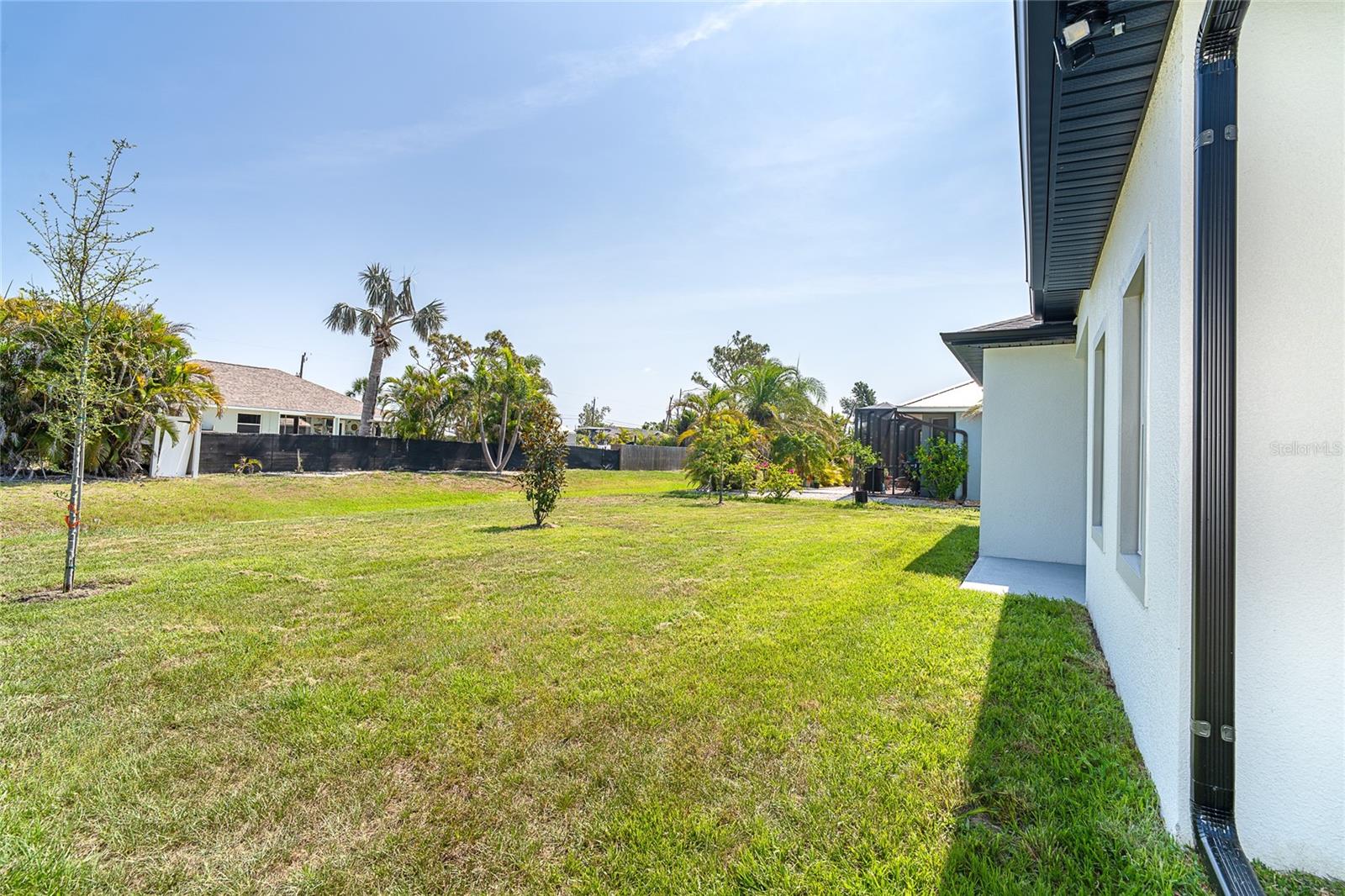 Image 42 of 44 For 482 Sunset Road N
