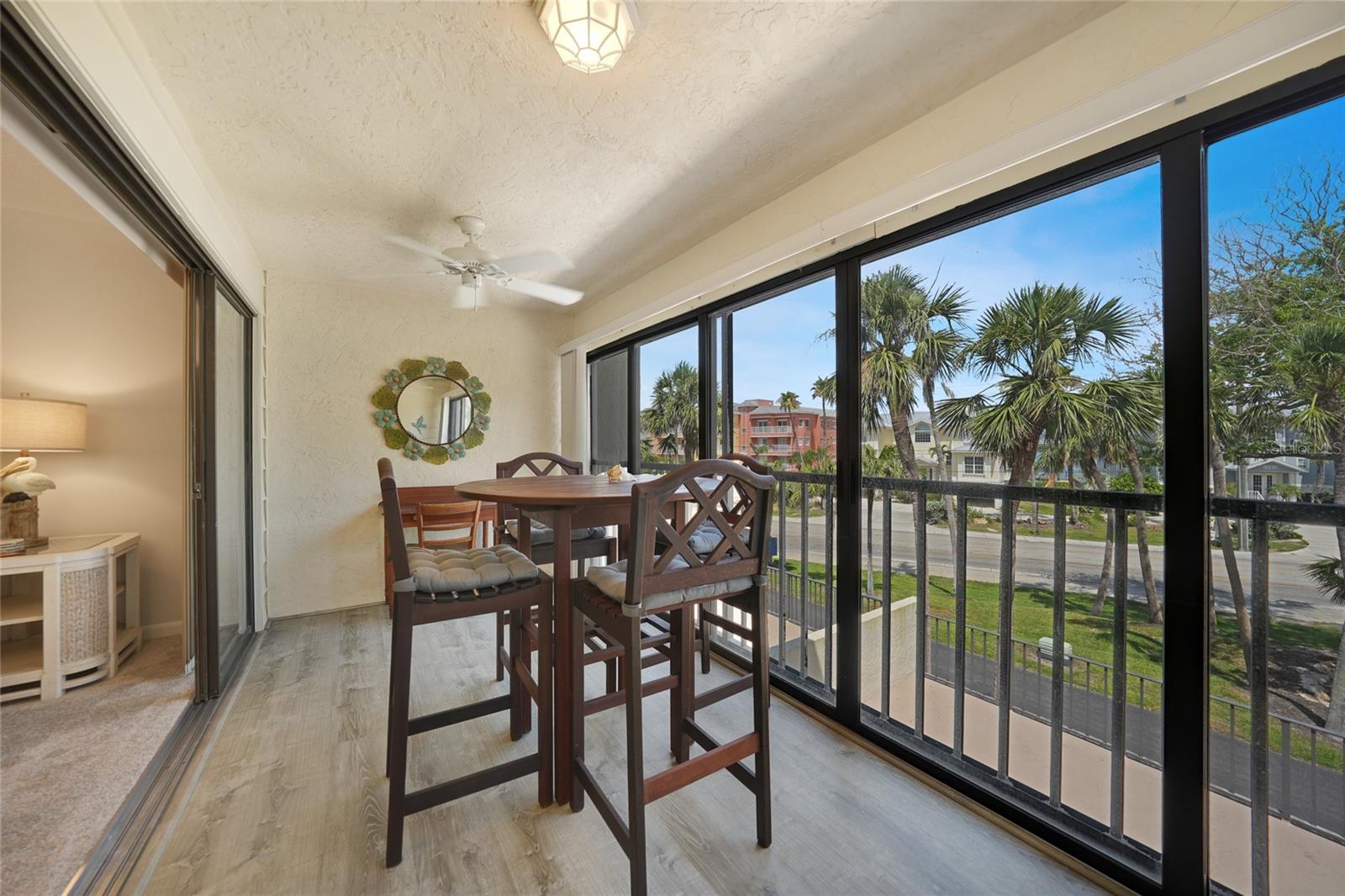 Image 17 of 56 For 1501 Beach Road 310