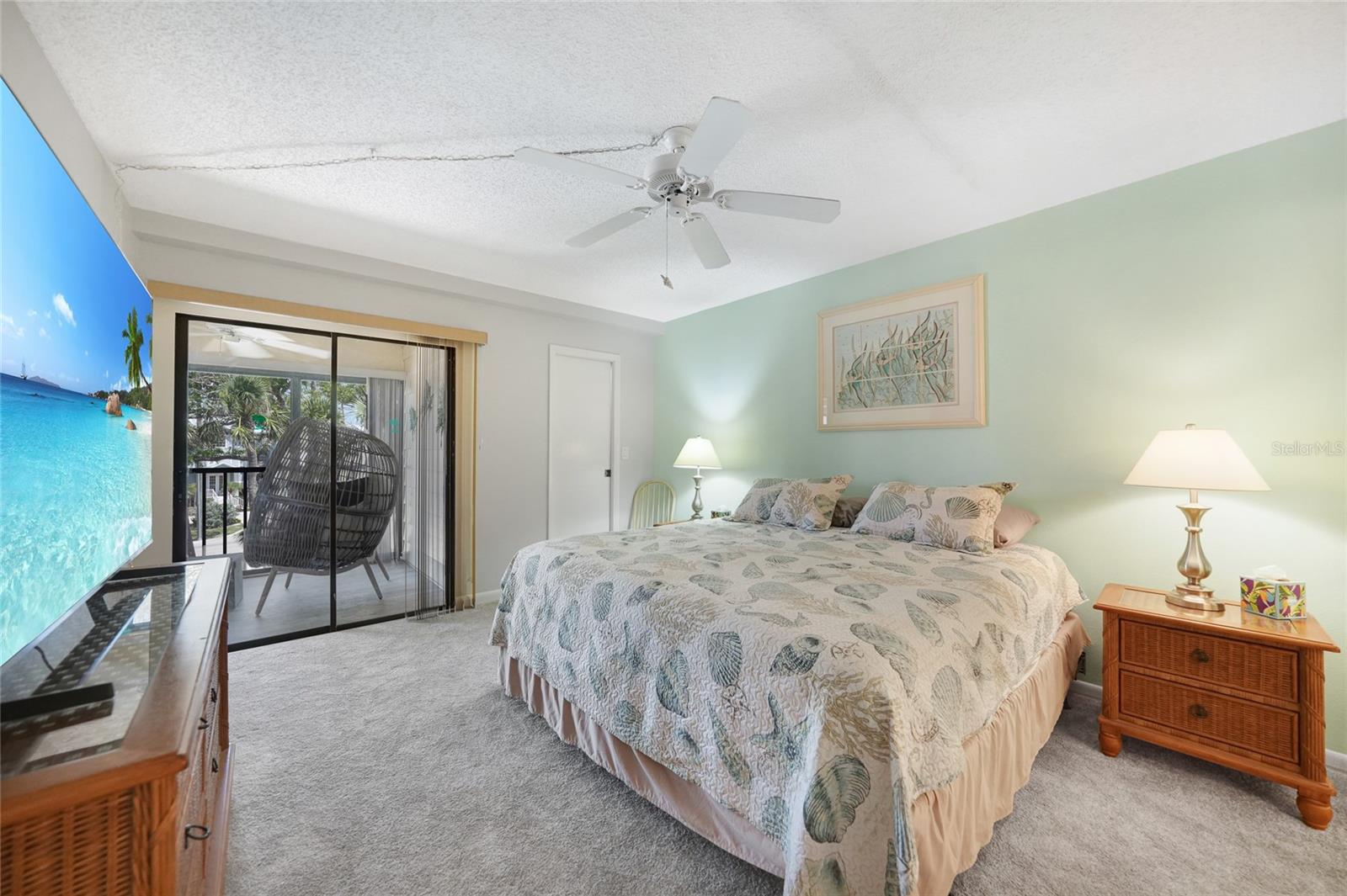 Image 21 of 56 For 1501 Beach Road 310