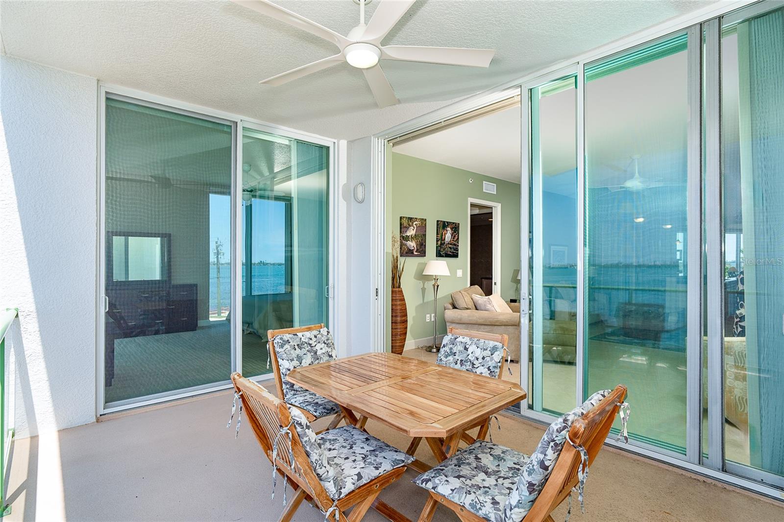 Image 10 of 37 For 1375 Beach Road 201