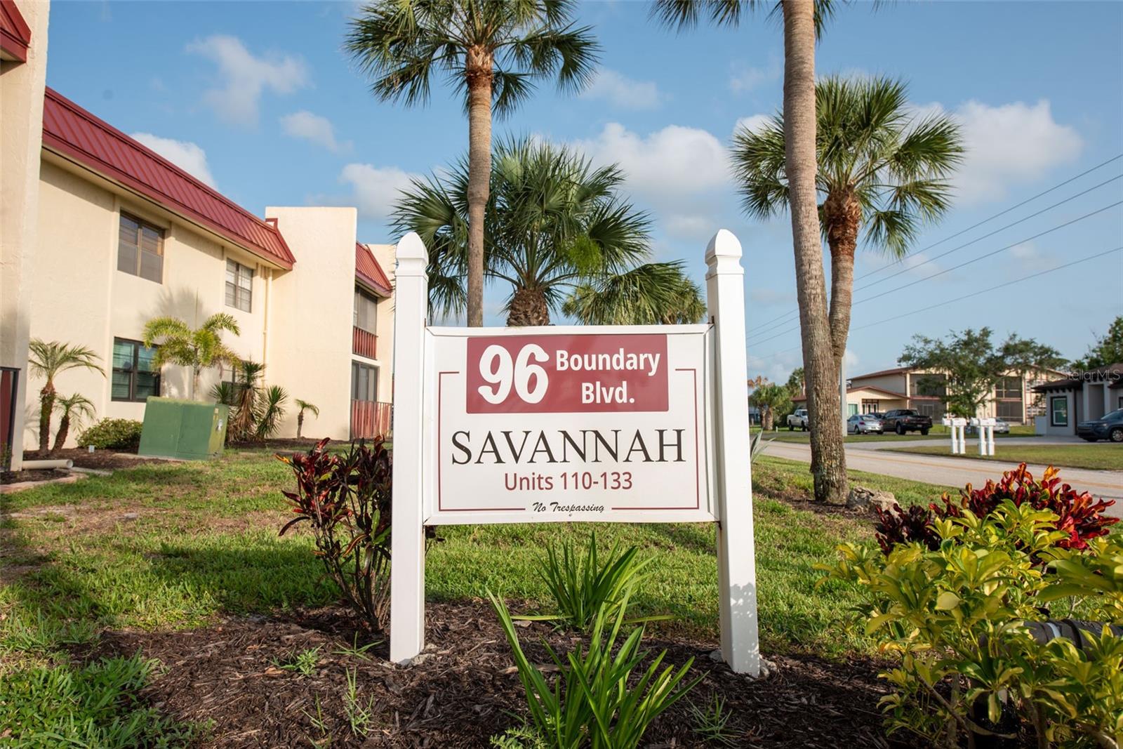 Image 3 of 43 For 96 Boundary Boulevard 112
