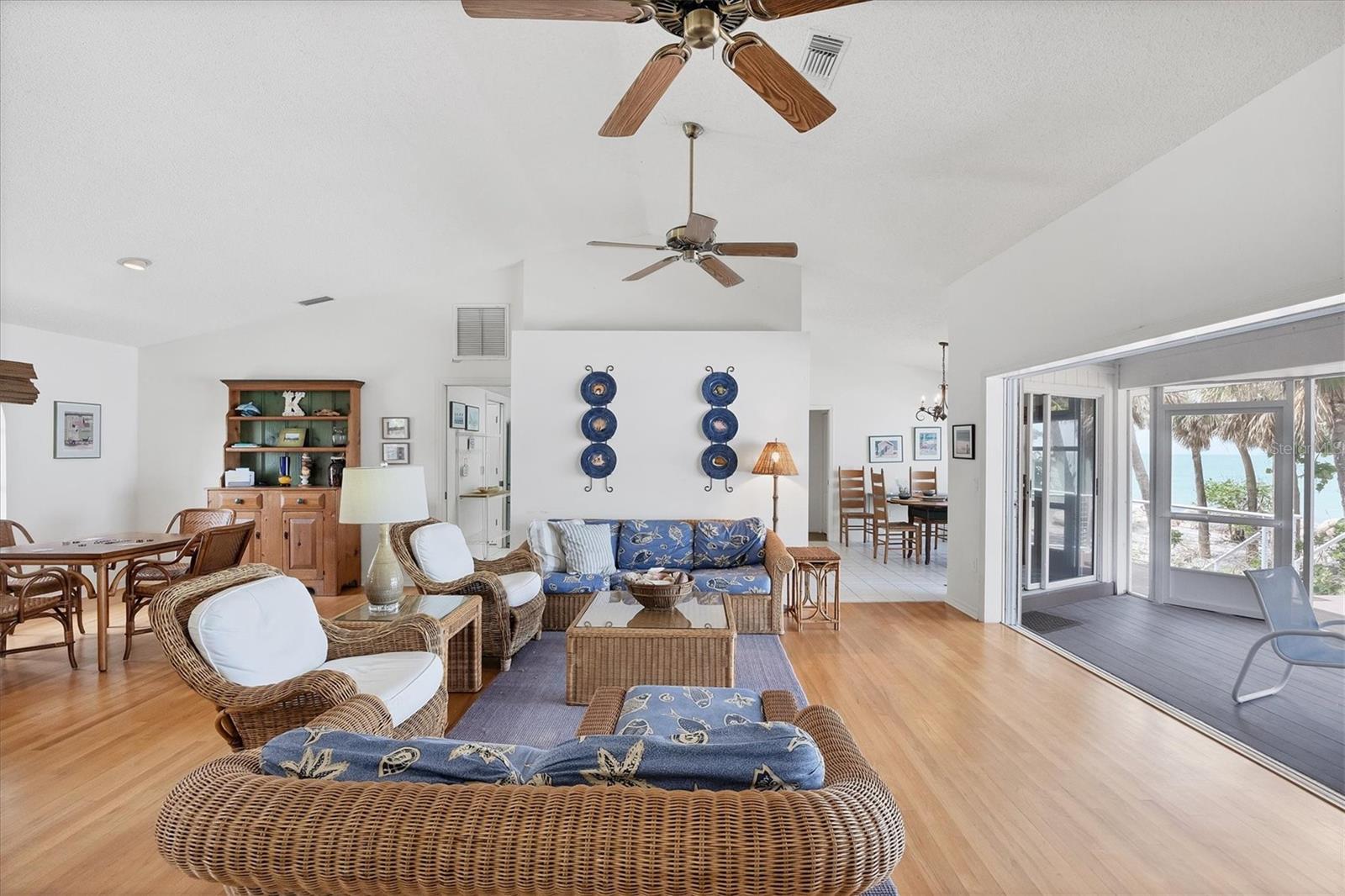Image 17 of 52 For 7420 Manasota Key Road