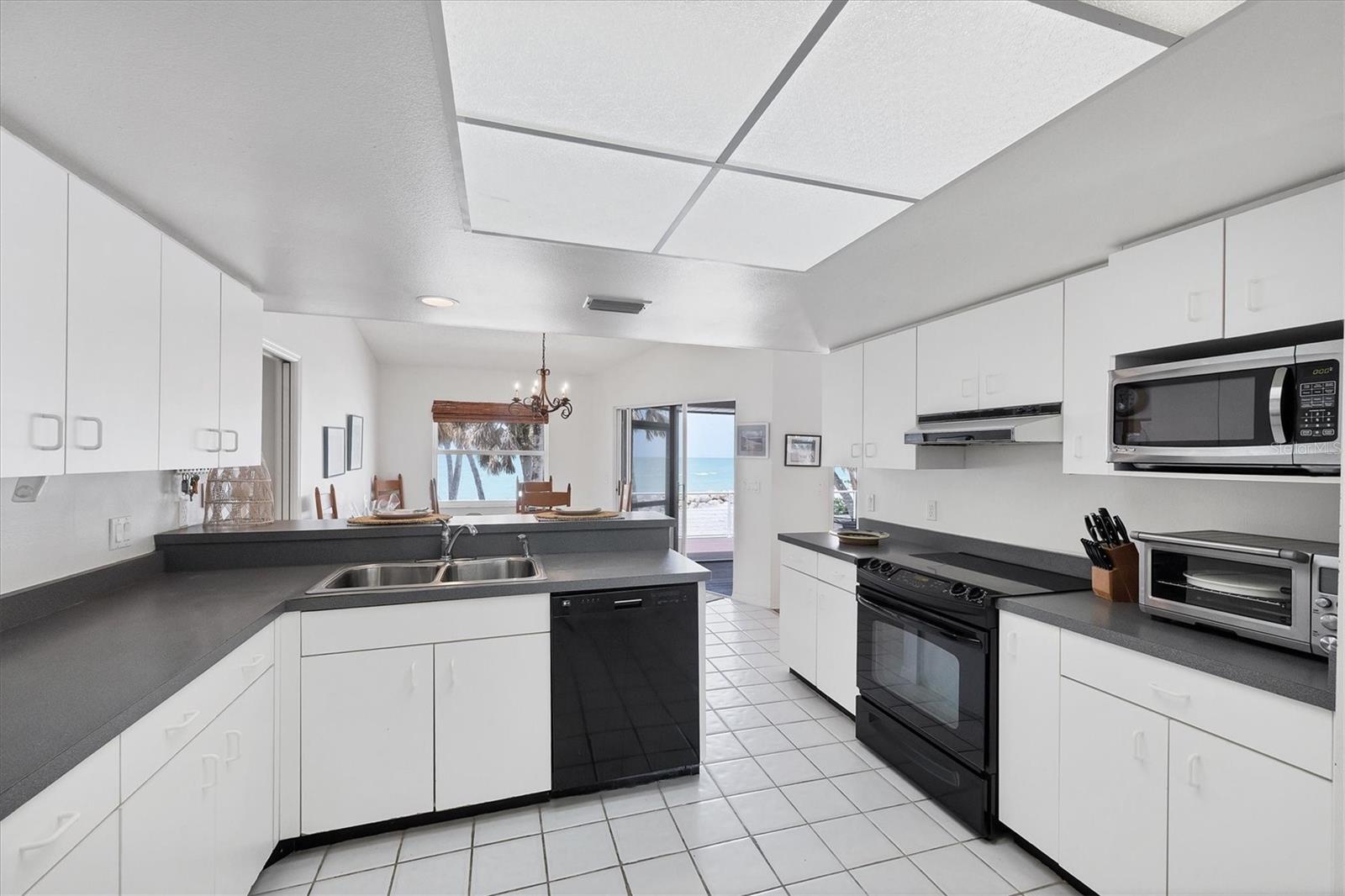 Image 21 of 52 For 7420 Manasota Key Road