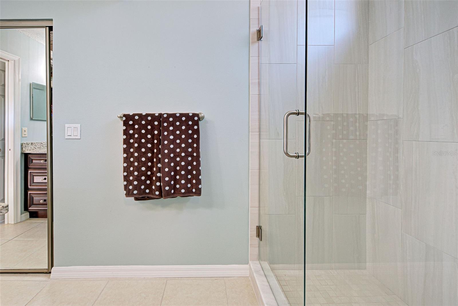Image 13 of 88 For 232 Southampton Lane 259