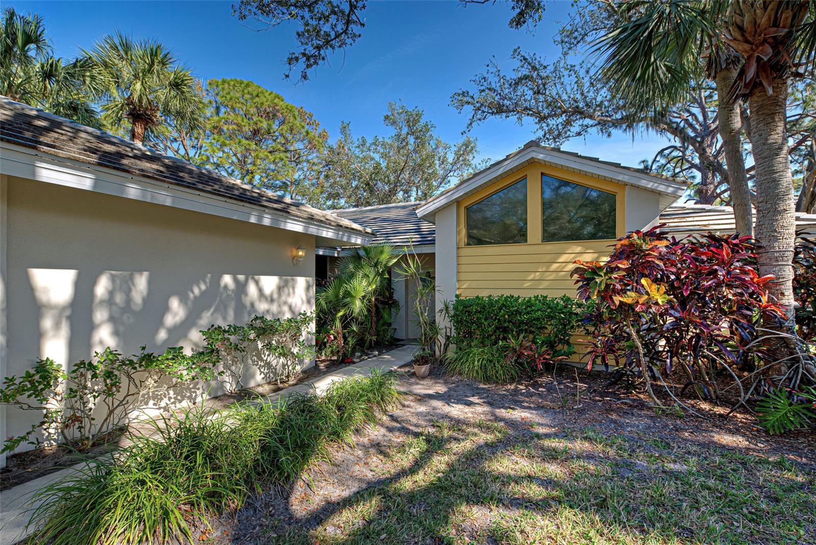 Image 37 of 88 For 232 Southampton Lane 259