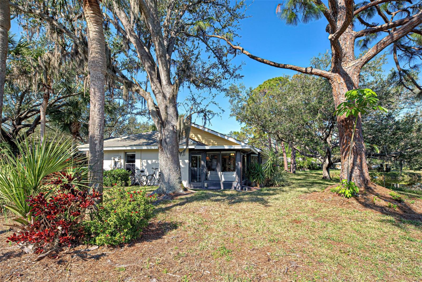 Image 39 of 88 For 232 Southampton Lane 259