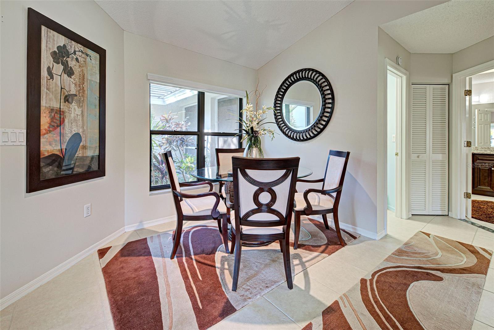 Image 4 of 88 For 232 Southampton Lane 259