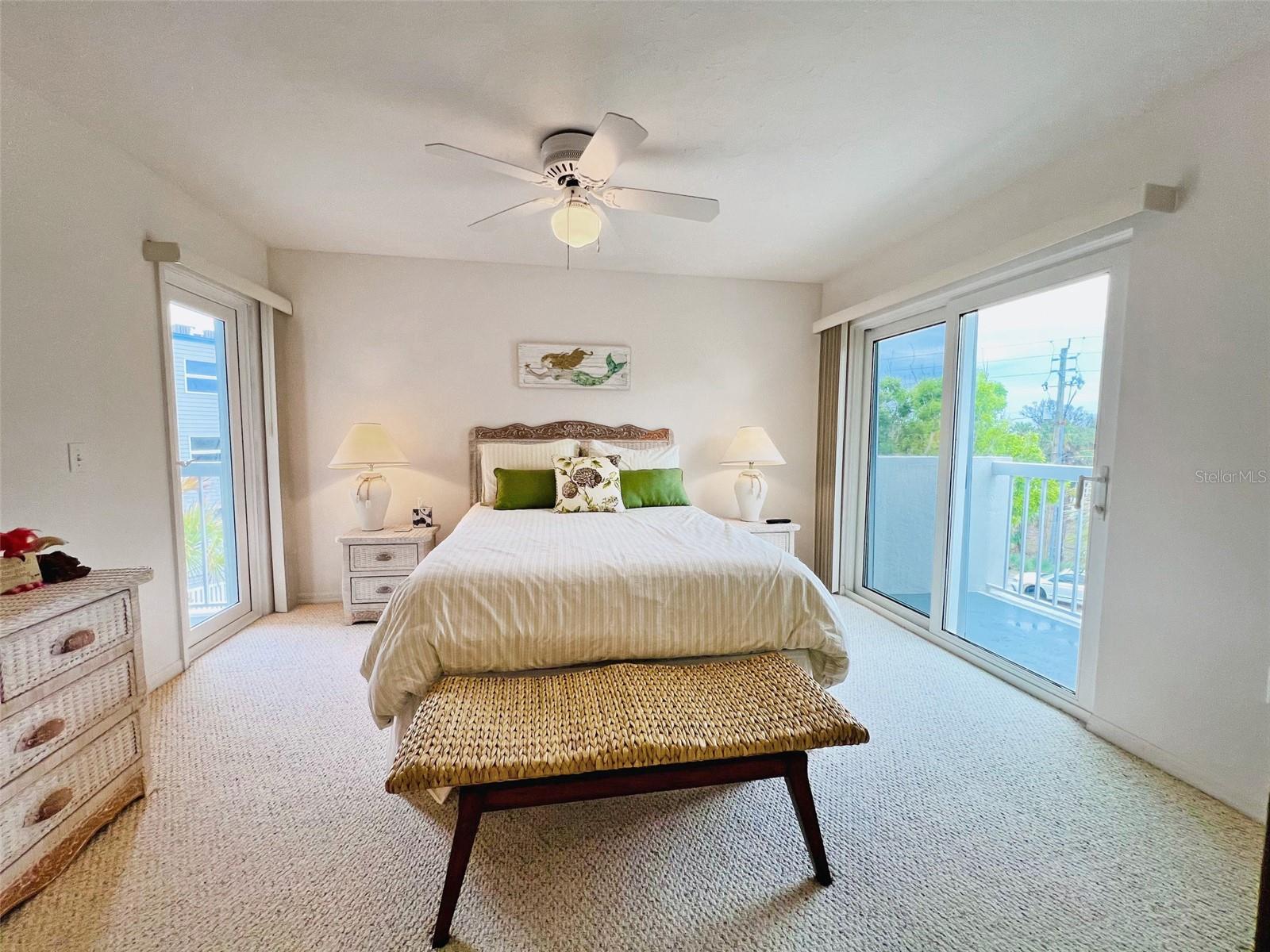Image 23 of 41 For 2380 Beach Road 210