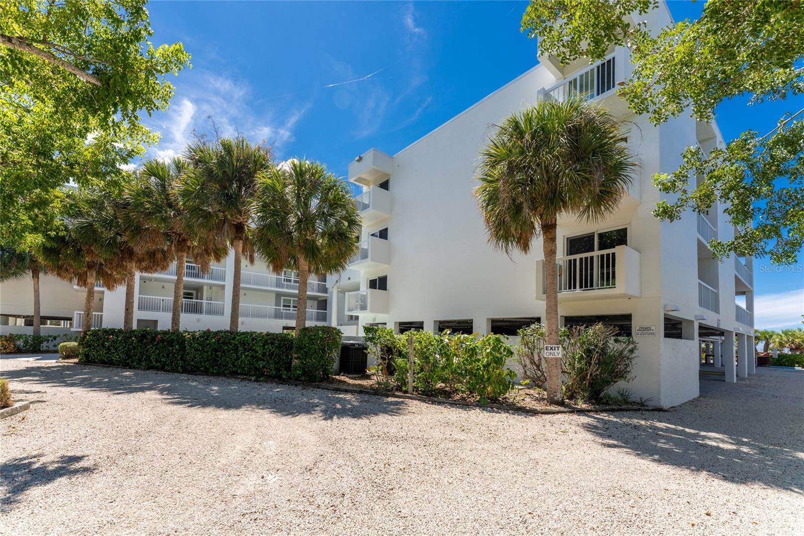 Image 38 of 41 For 2380 Beach Road 210