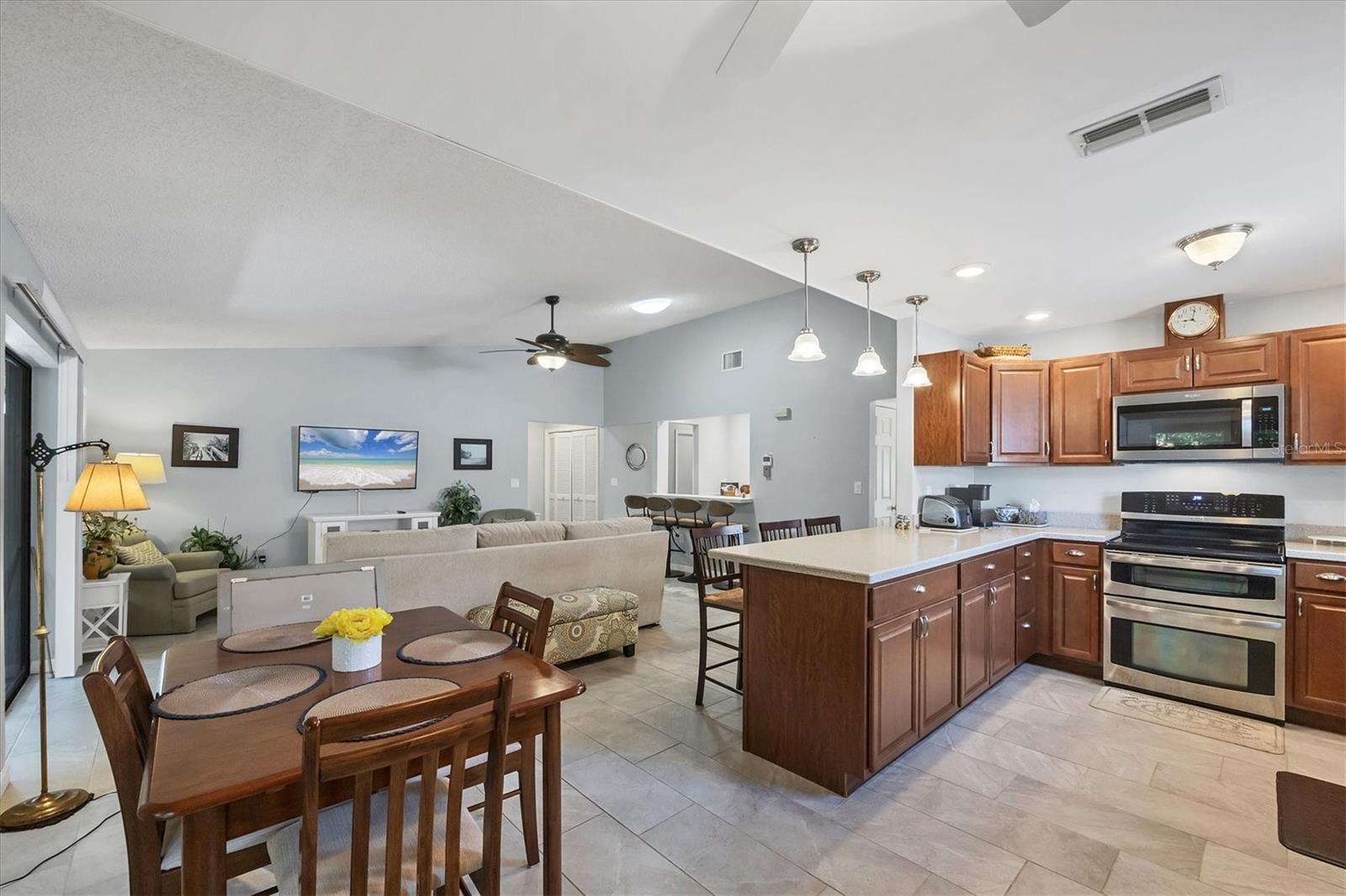 Image 12 of 31 For 534 Wekiva River Court 103