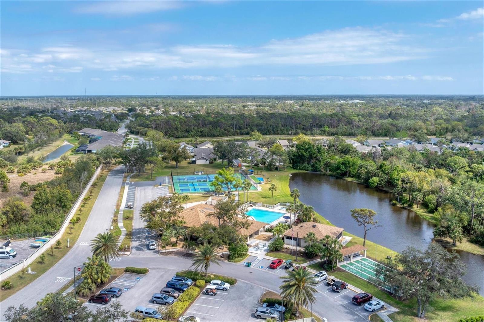 Image 29 of 31 For 534 Wekiva River Court 103