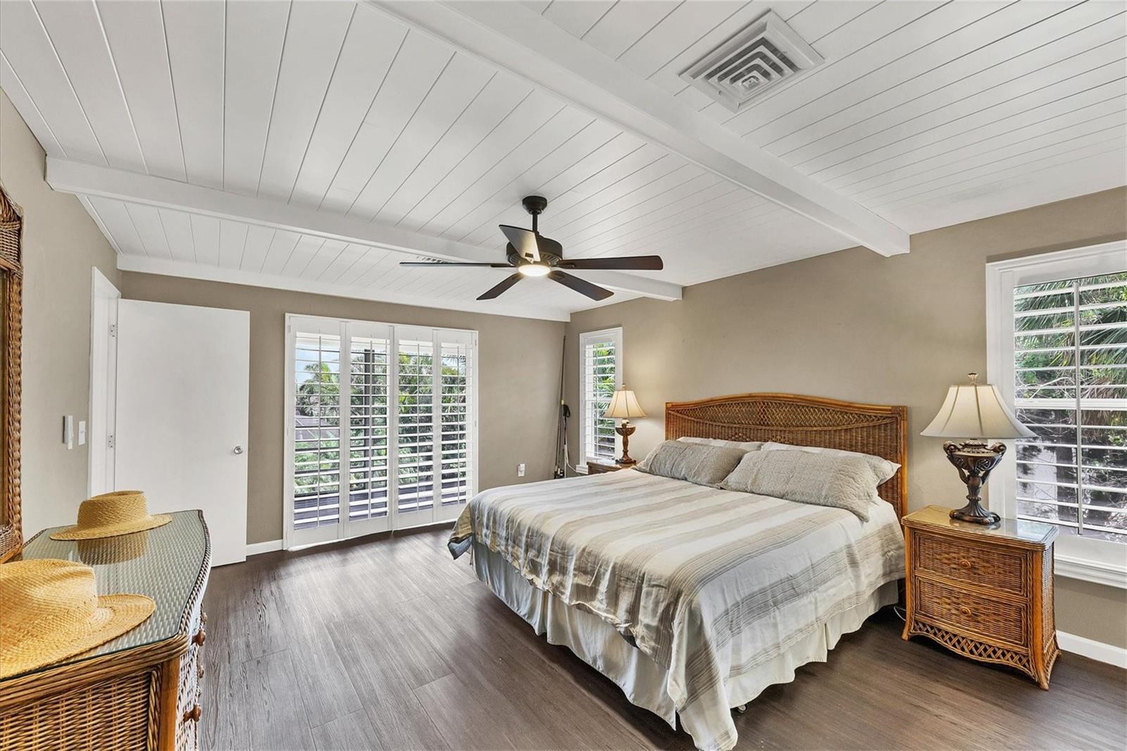 Image 11 of 32 For 7505 Manasota Key Rd
