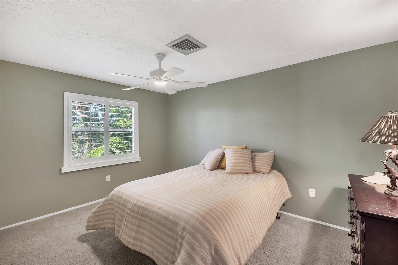 Image 13 of 32 For 7505 Manasota Key Rd