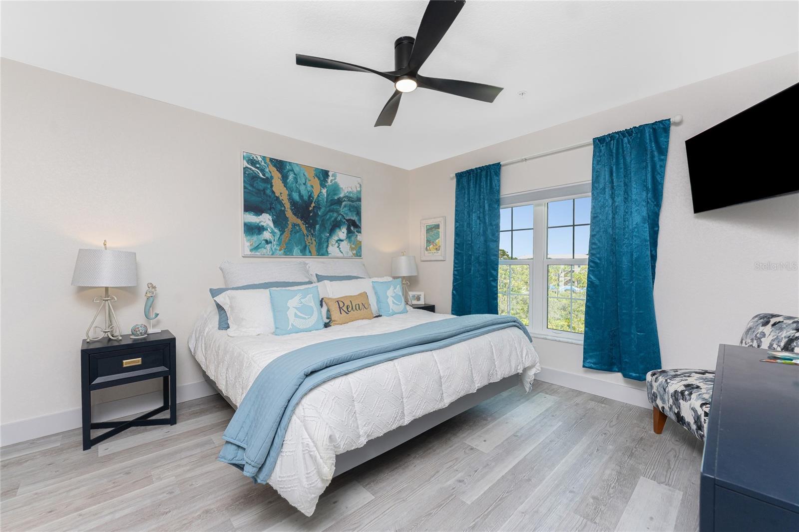 Image 25 of 55 For 8405 Placida Road 406