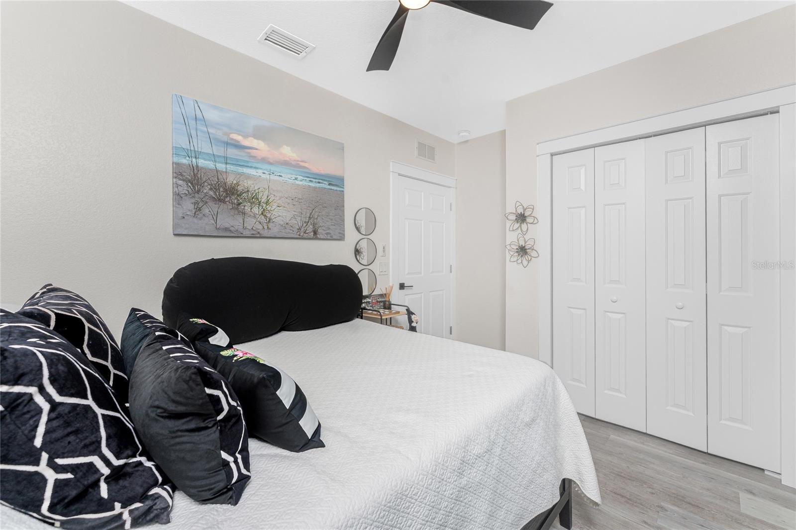 Image 33 of 55 For 8405 Placida Road 406