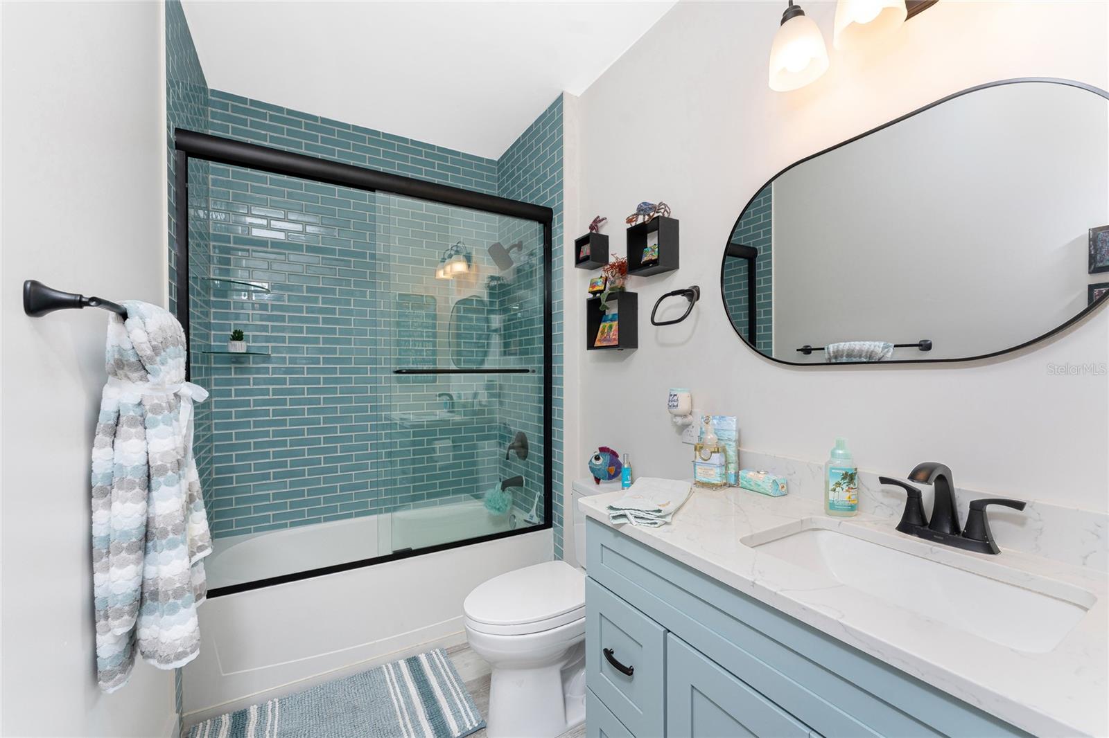 Image 34 of 55 For 8405 Placida Road 406