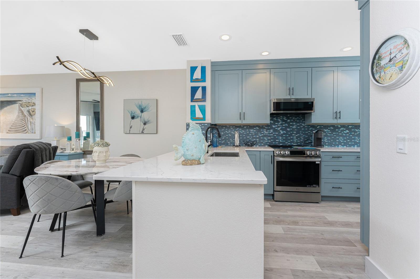 Image 7 of 55 For 8405 Placida Road 406