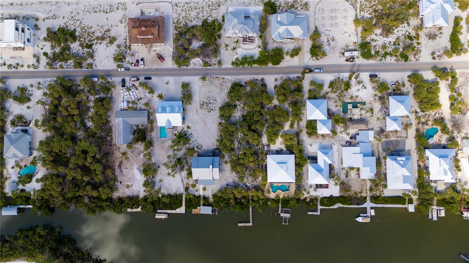 Image 4 of 11 For 490 Gulf Boulevard
