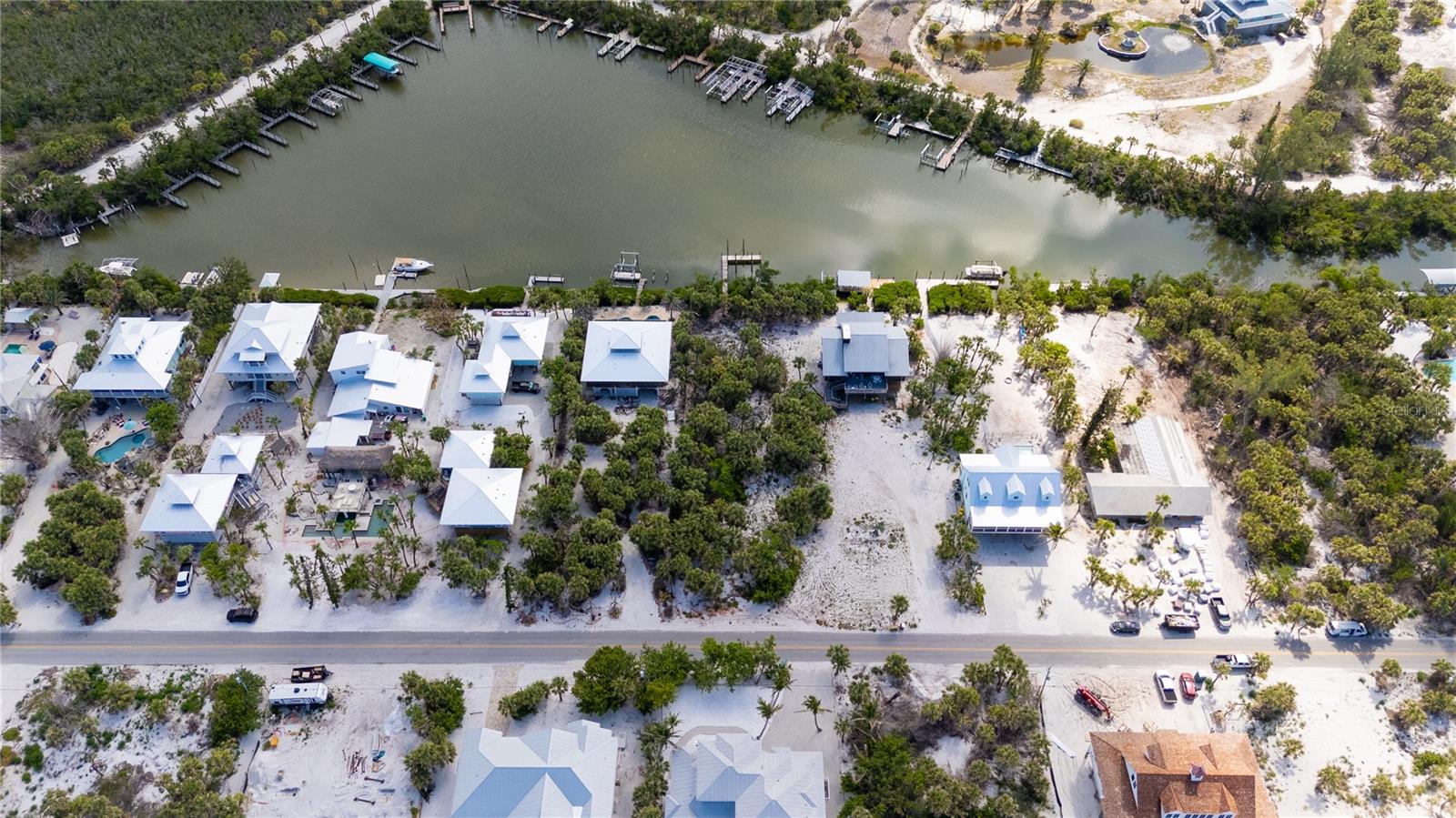 Image 5 of 11 For 490 Gulf Boulevard