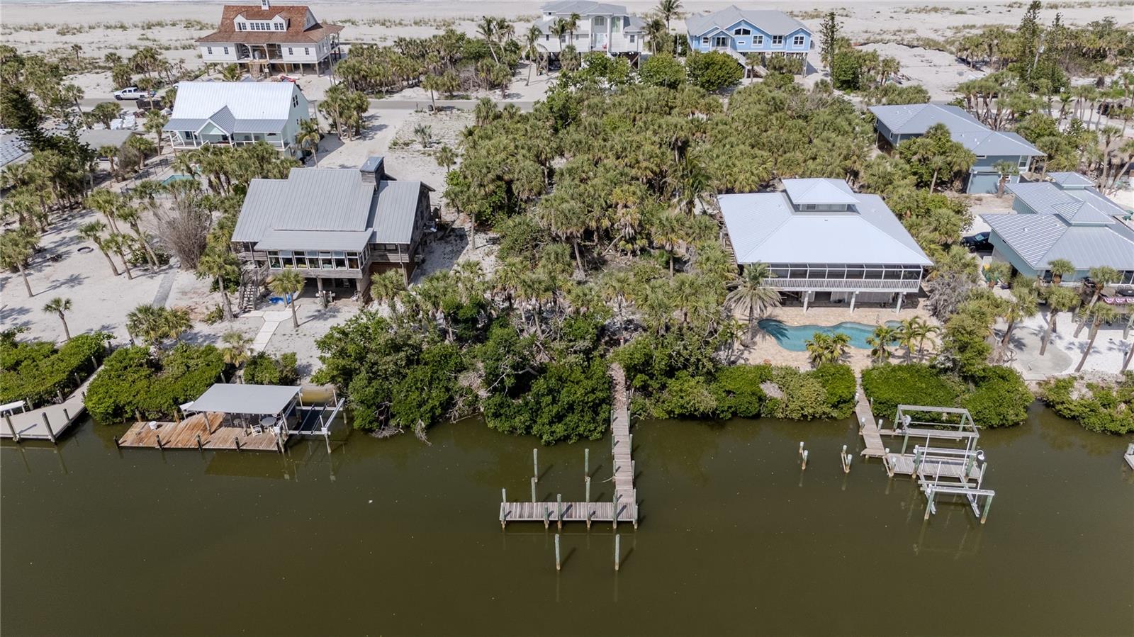 Image 6 of 11 For 490 Gulf Boulevard