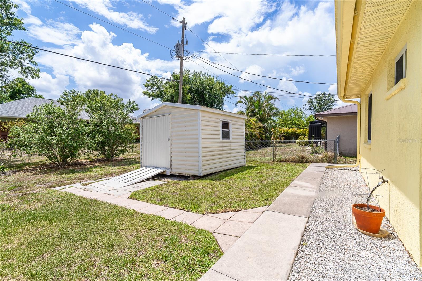 Image 16 of 42 For 6158 Cavan Street