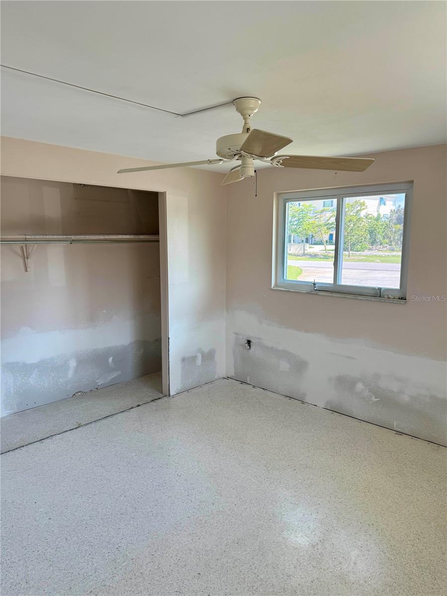 Image 16 of 20 For 310 Green Dolphin Drive