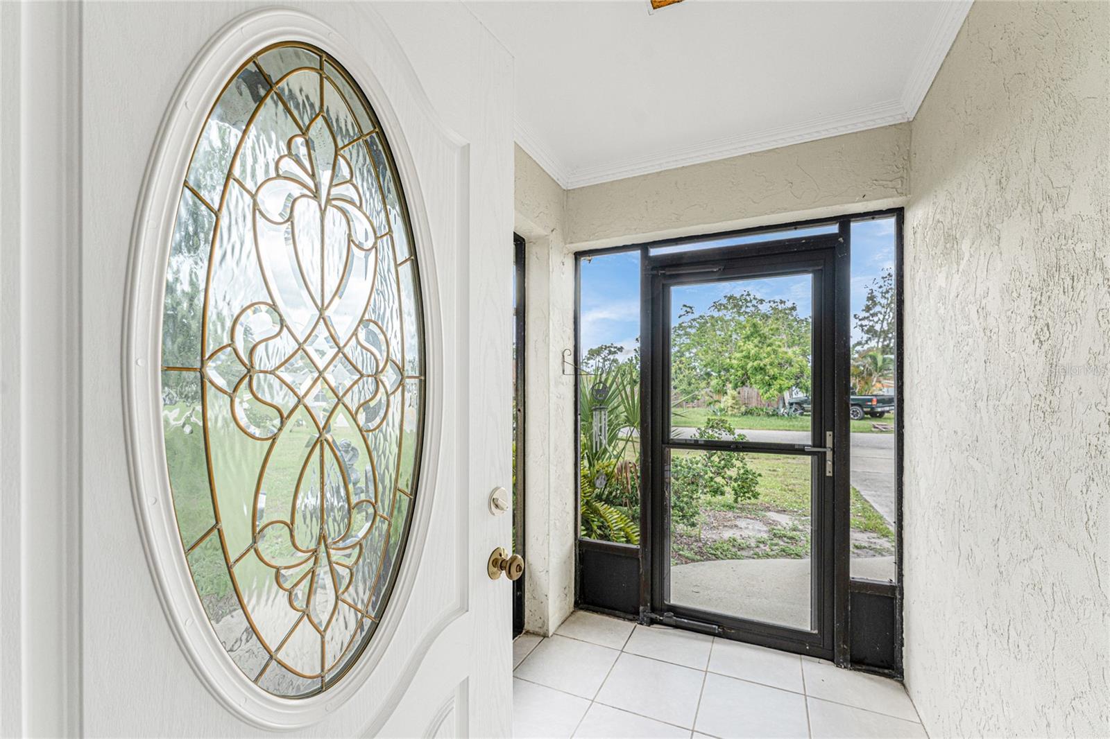 Image 10 of 53 For 1337 Le Pera Road