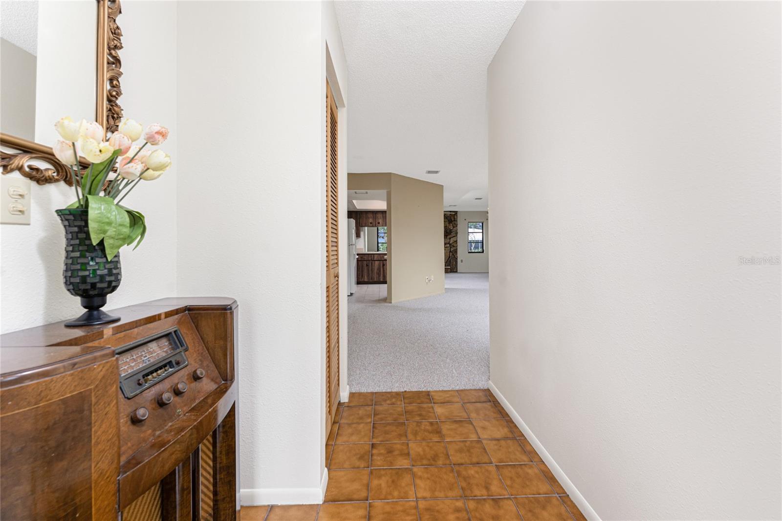 Image 11 of 53 For 1337 Le Pera Road