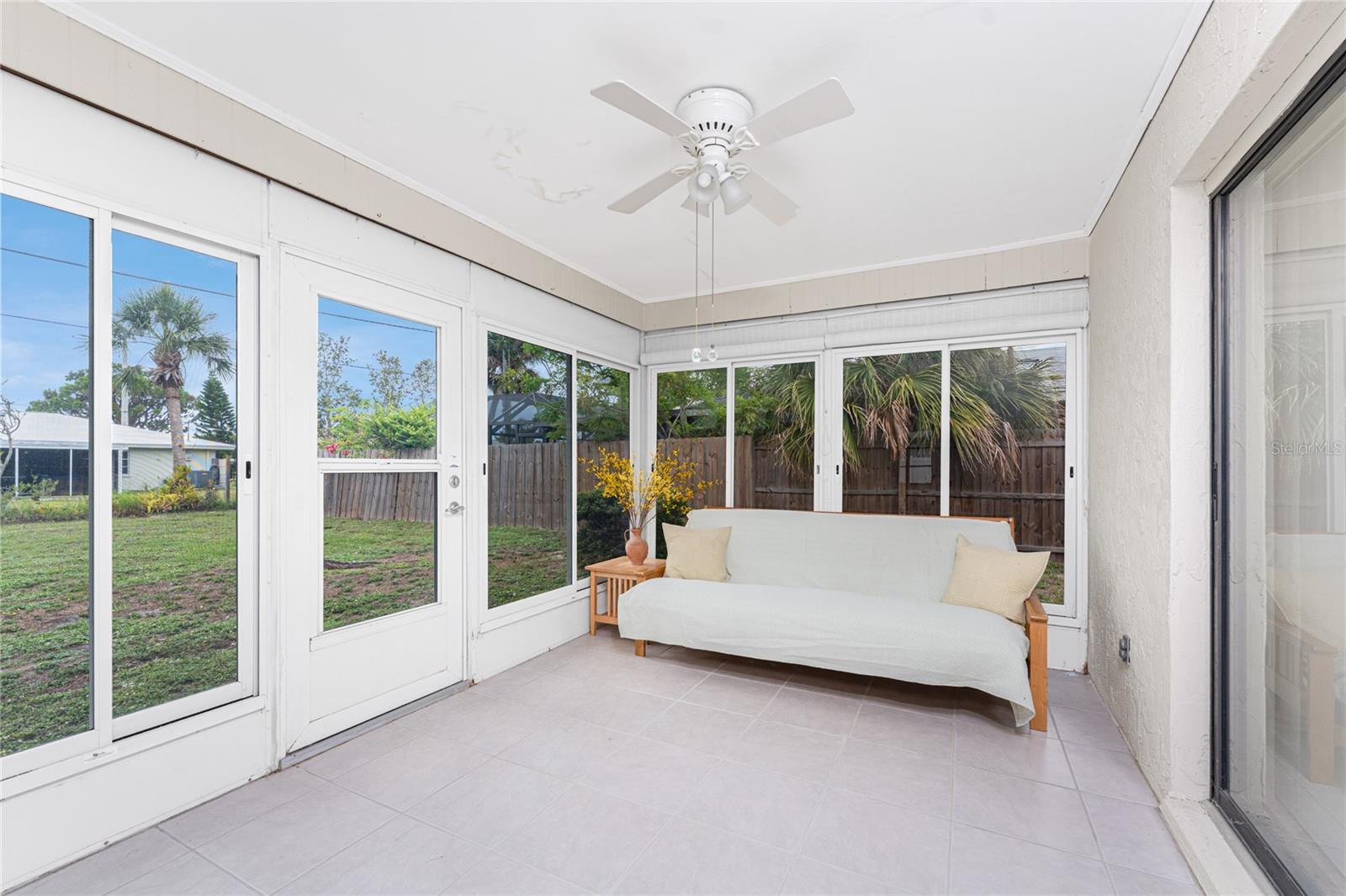 Image 39 of 53 For 1337 Le Pera Road