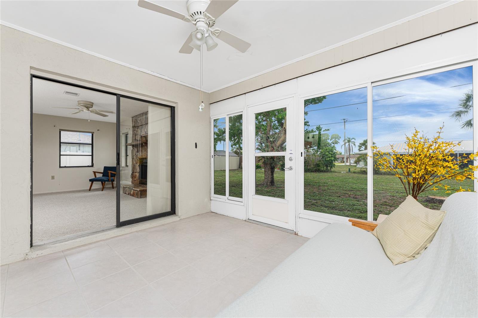 Image 40 of 53 For 1337 Le Pera Road