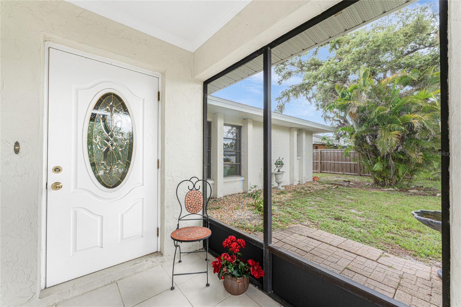 Image 9 of 53 For 1337 Le Pera Road