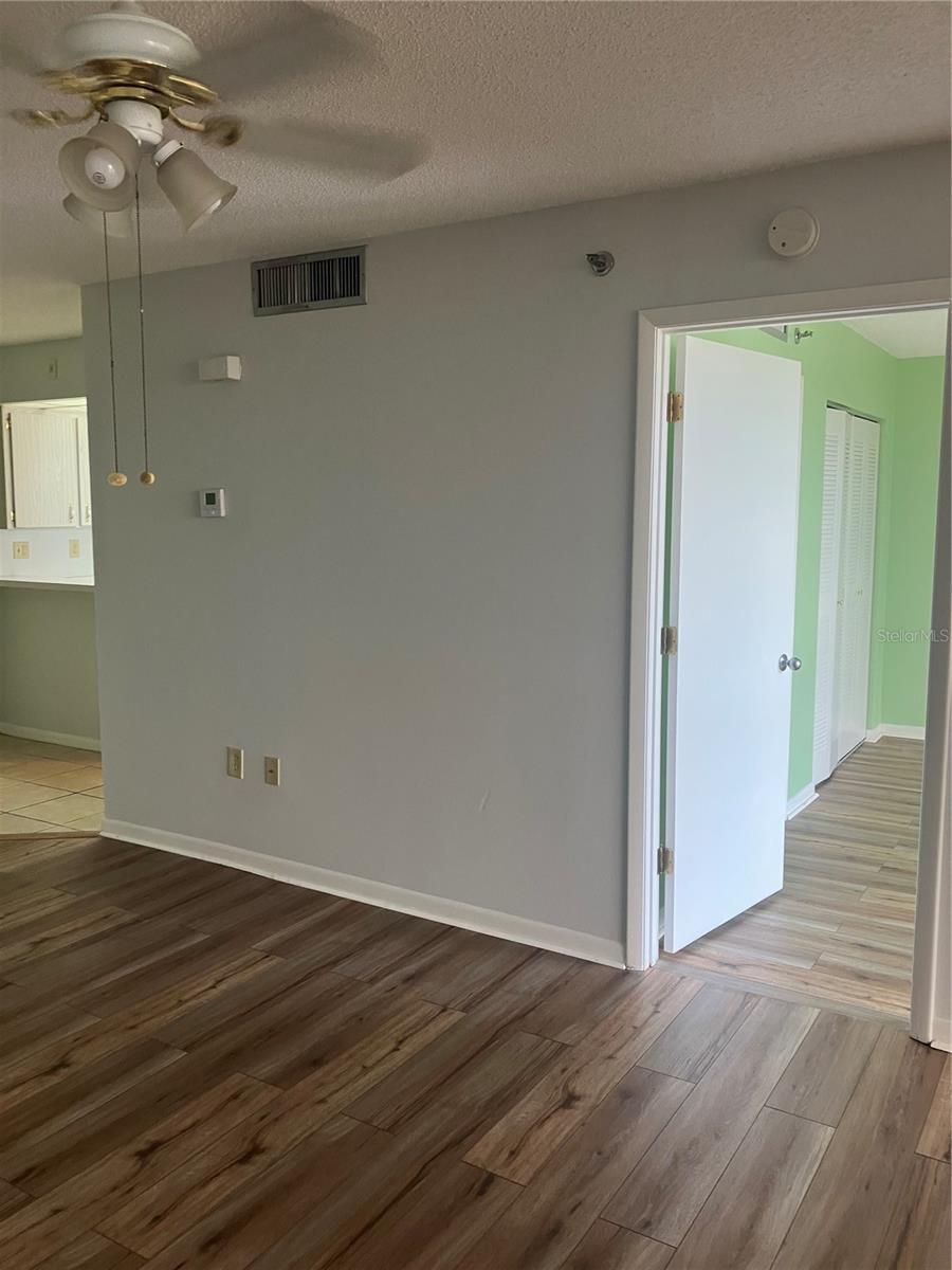 Image 10 of 14 For 21405 Olean Boulevard 607