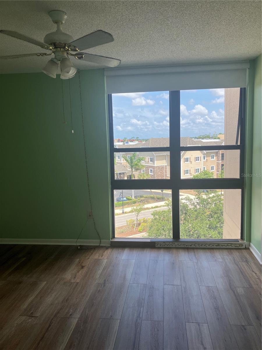 Image 13 of 14 For 21405 Olean Boulevard 607