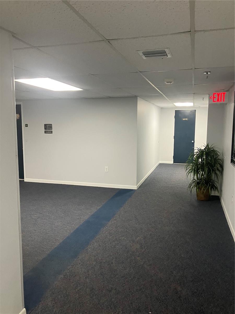 Image 6 of 14 For 21405 Olean Boulevard 607