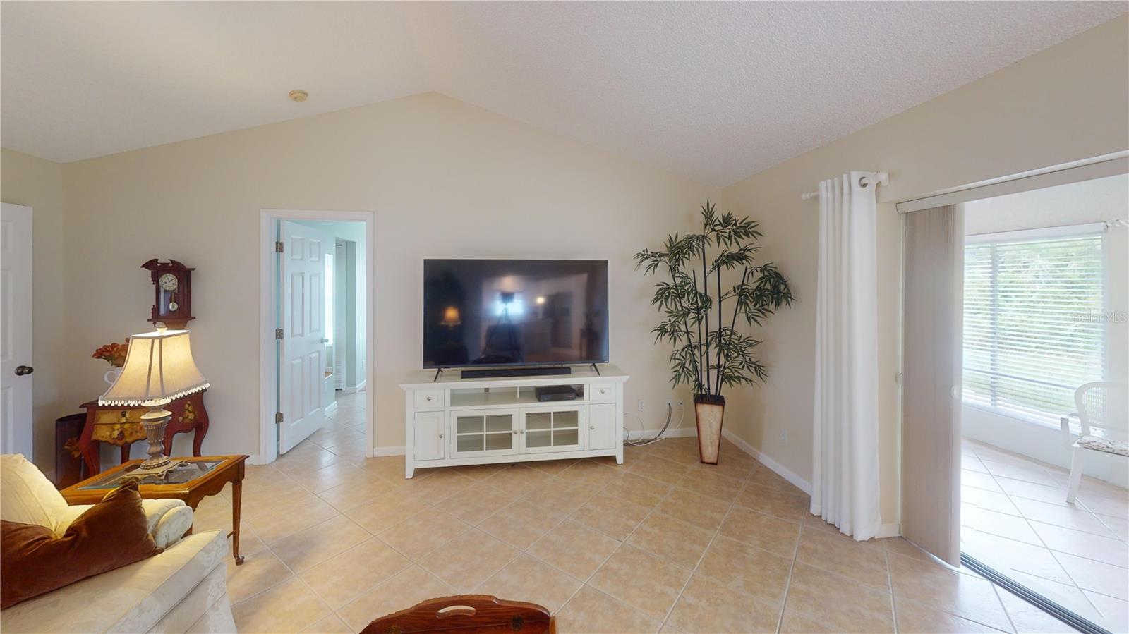 Image 12 of 40 For 399 Blue Springs Court 203