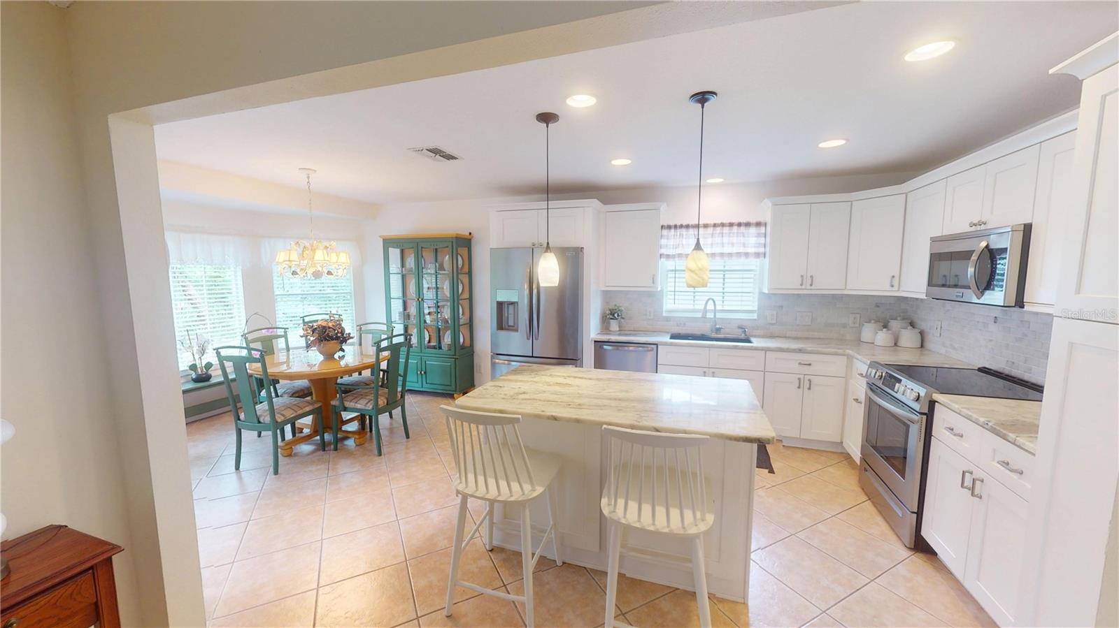 Image 13 of 40 For 399 Blue Springs Court 203