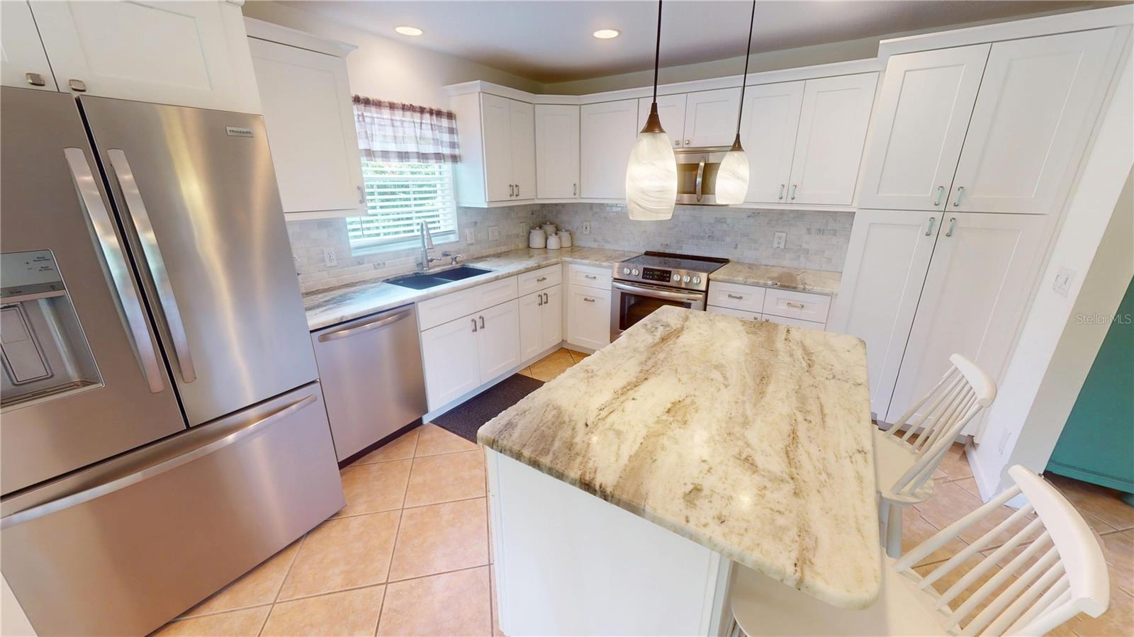 Image 18 of 40 For 399 Blue Springs Court 203