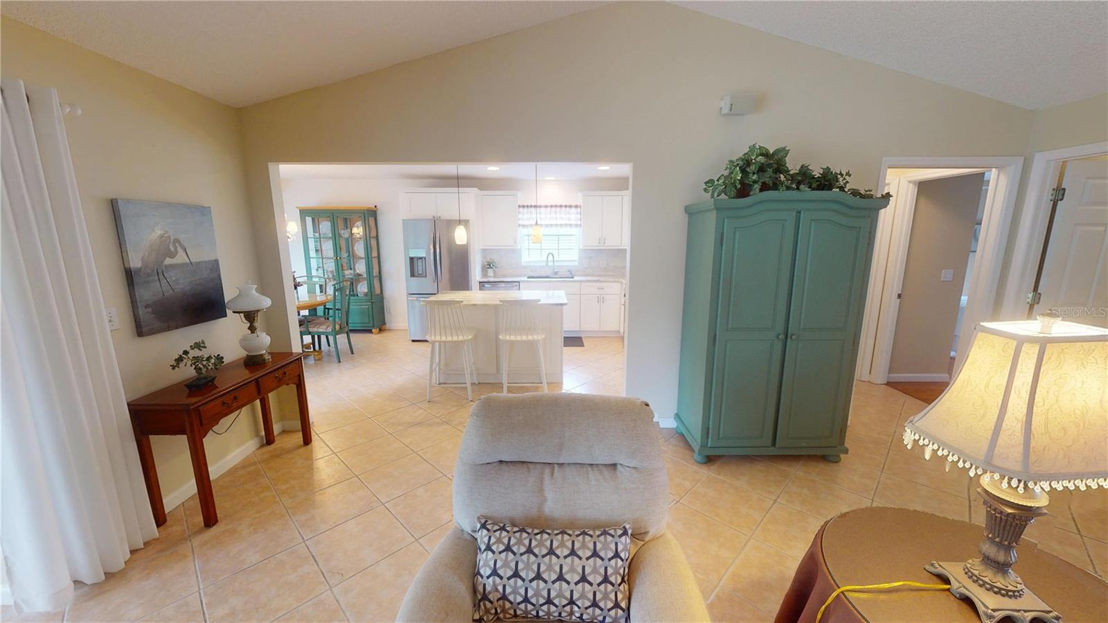 Image 6 of 40 For 399 Blue Springs Court 203