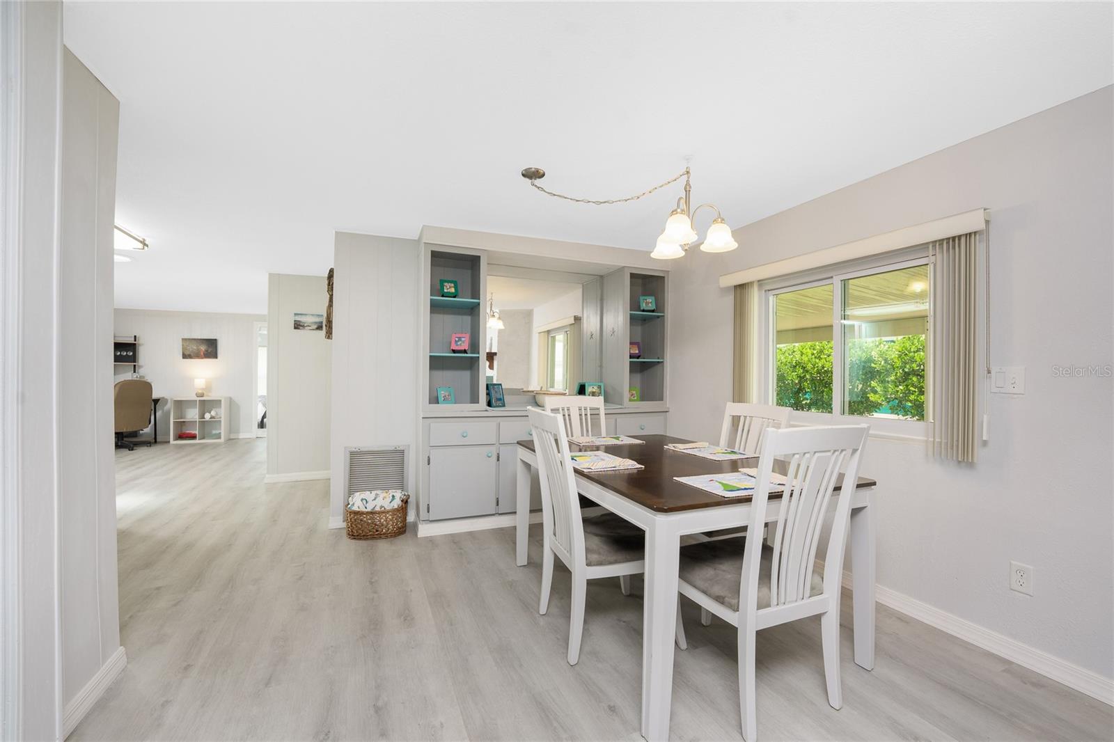 Image 16 of 37 For 6293 Sparrow Lane