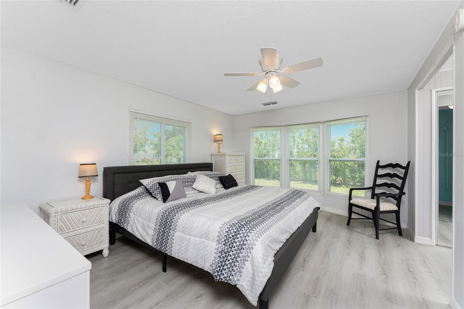 Image 17 of 37 For 6293 Sparrow Lane