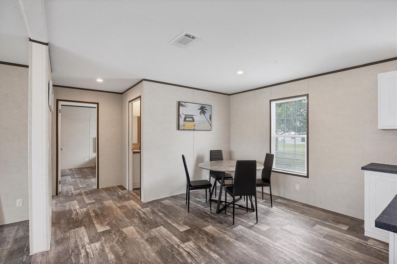 Image 13 of 50 For 7337 Desant Lane