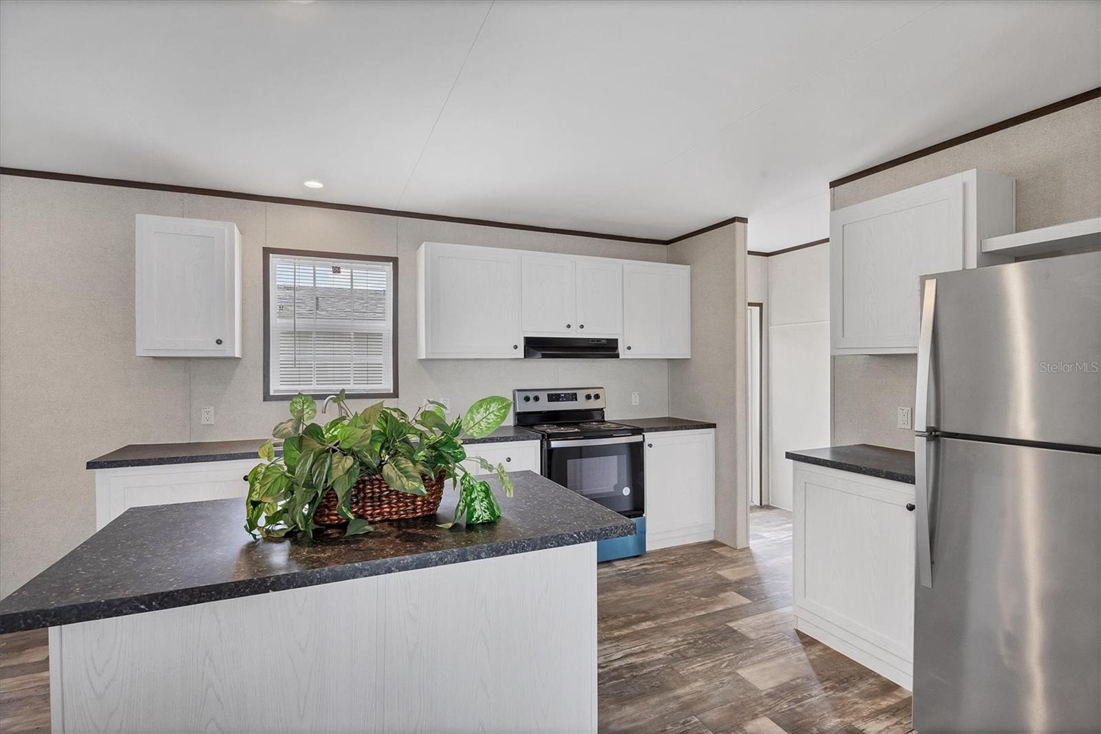 Image 9 of 50 For 7337 Desant Lane