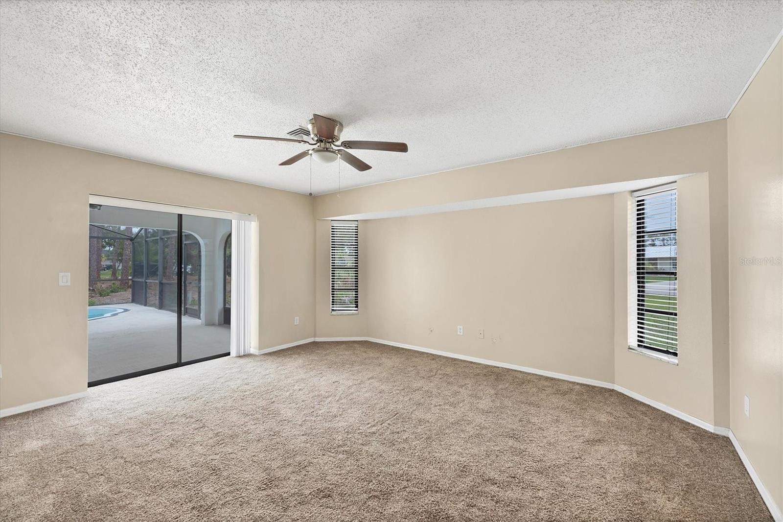 Image 19 of 51 For 5412 Ulysses Street