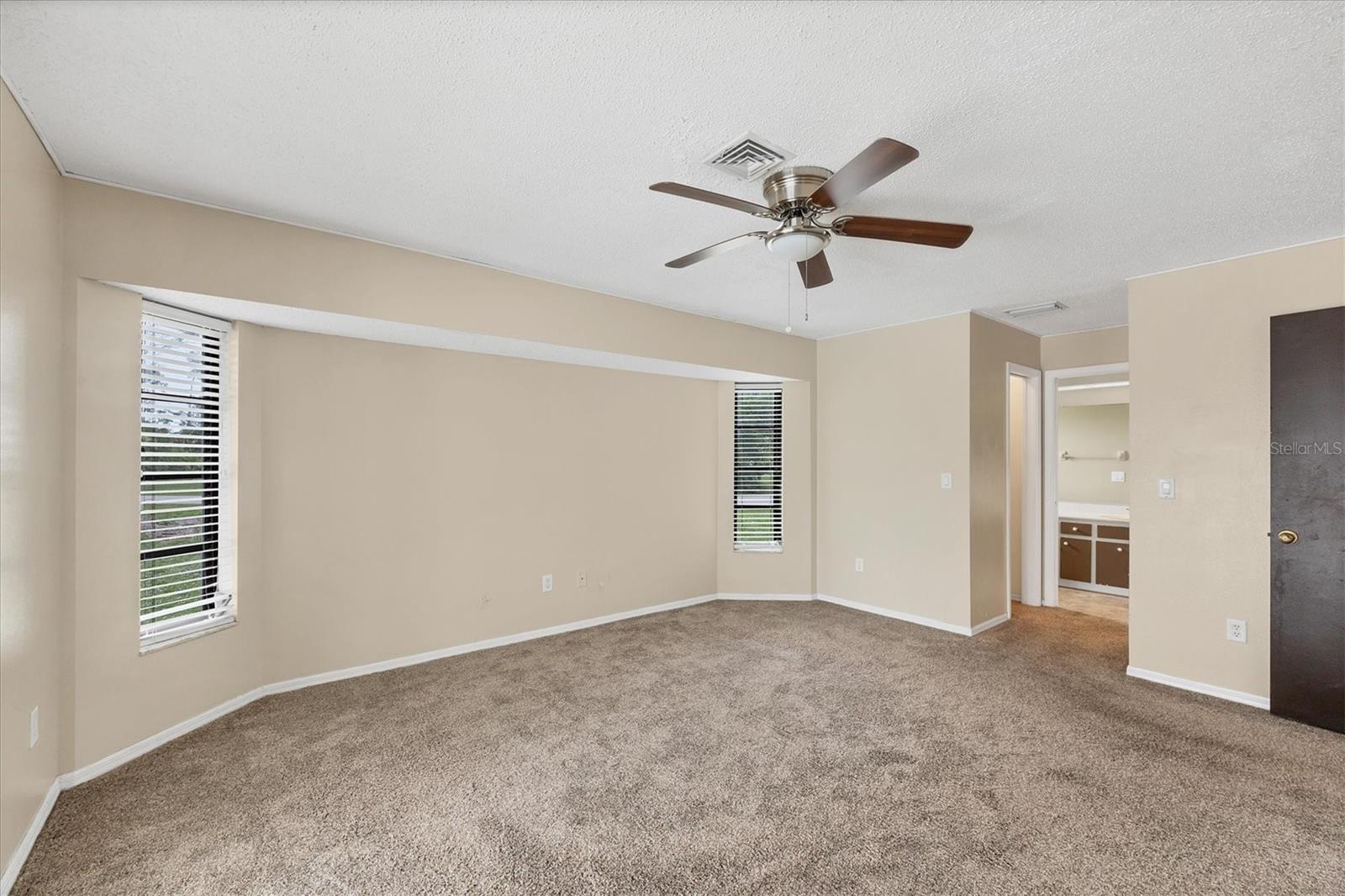 Image 20 of 51 For 5412 Ulysses Street