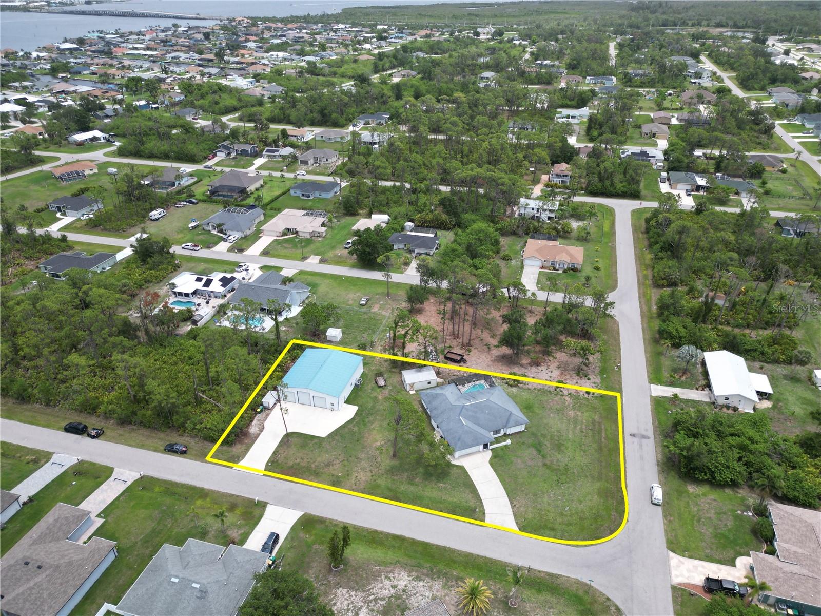 Image 6 of 51 For 5412 Ulysses Street